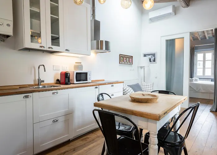 Nest By Mmega Флоренция